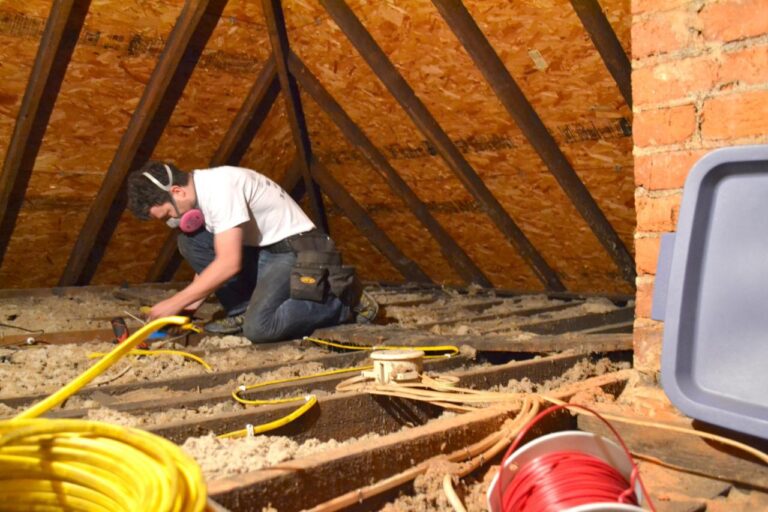 How much does it cost to replace insulation in attic